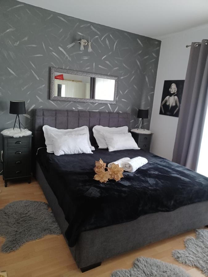 Apartman Marija 比比涅 外观 照片